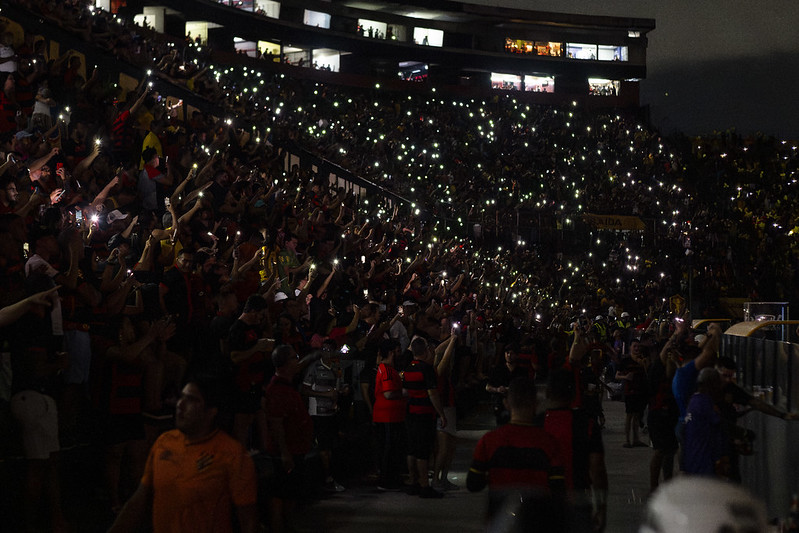 Torcida do Sport na Ilha do Retiro