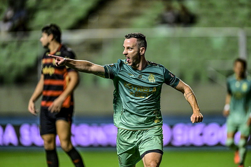 Elizari fez o primeiro gol do América-MG sobre o Sport