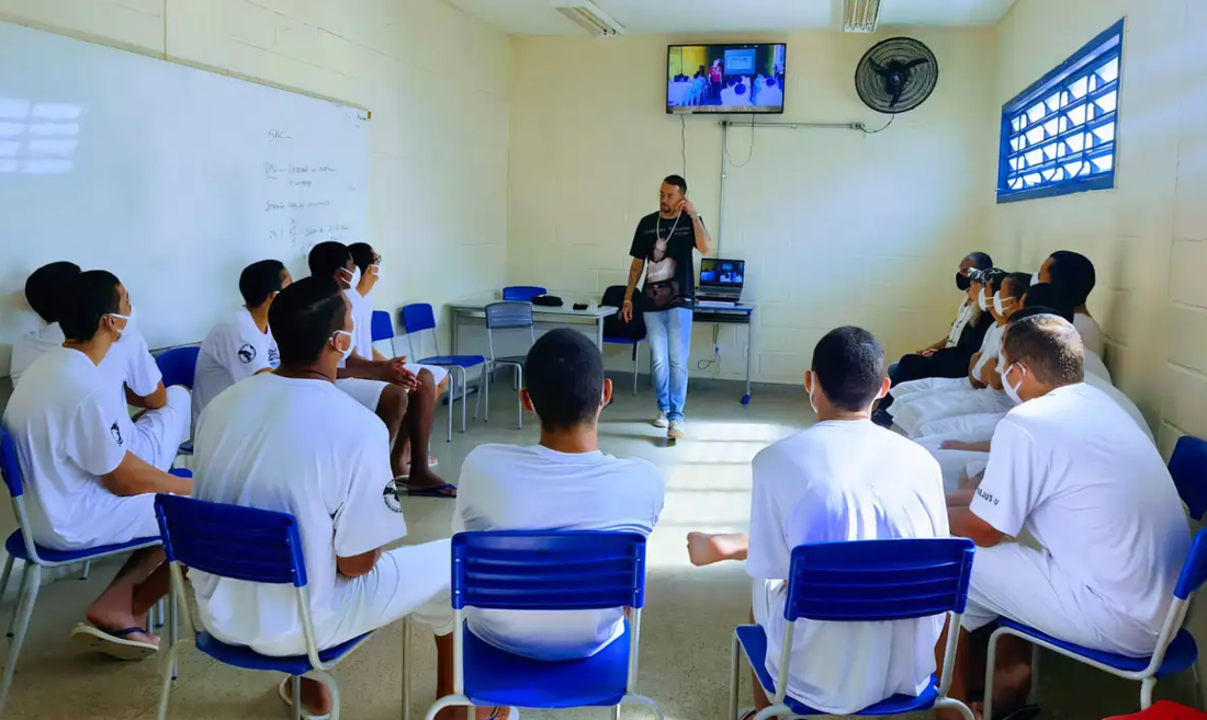 As gestões federal, estaduais e distrital terão o prazo de 18 meses para se adequarem às diretrizes estabelecidas na resolução