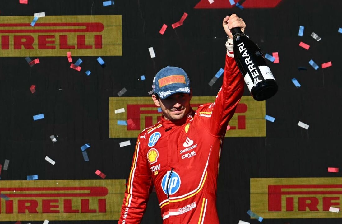 Leclerc celebra vitória no GP dos Estados Unidos