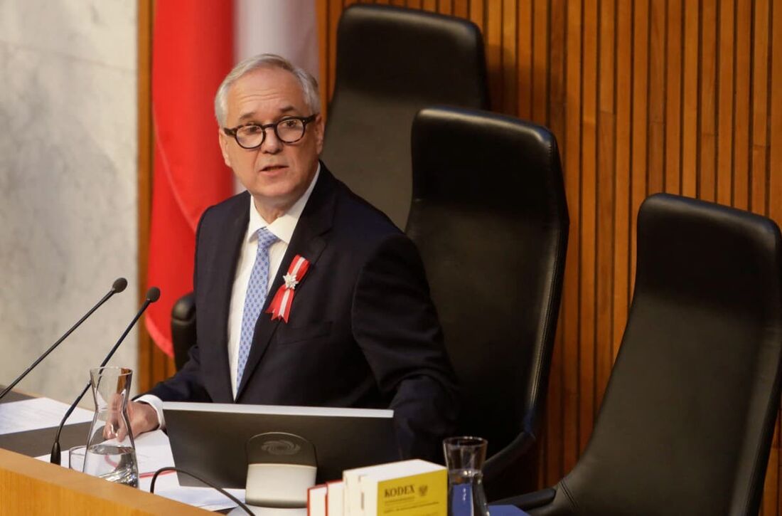 O deputado do Partido da Liberdade da Áustria (FPOe) Walter Rosenkranz