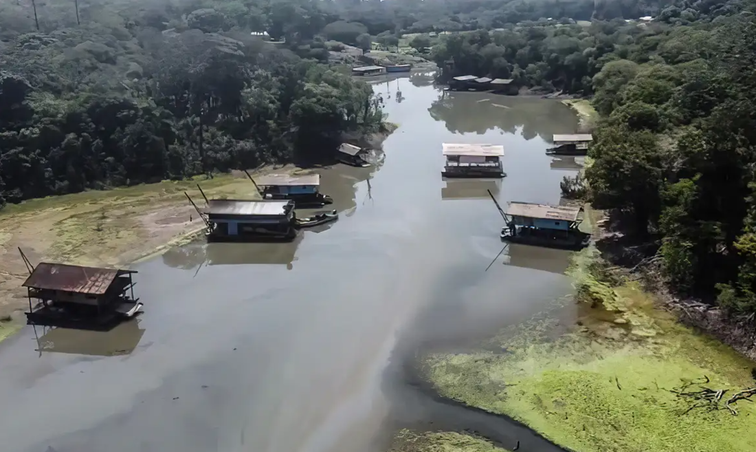 As concentrações de mercúrio são mais baixas nas cabeceiras dos rios e aumentam ao longo do curso