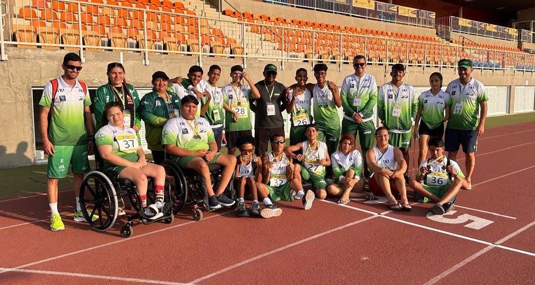 Equipe de atletismo paralímpico sub-17 da APA