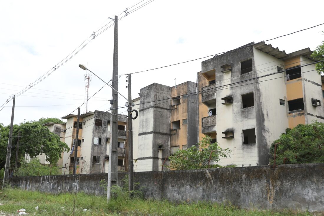 Cinco prédios serão contemplados nesta primeira etapa das indenizações, a exemplo do edifício Arrecife