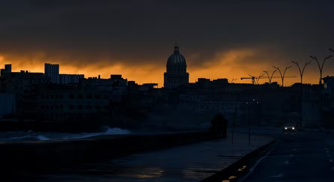 Amanhecer em Havana, capital de Cuba, em meio a apagão