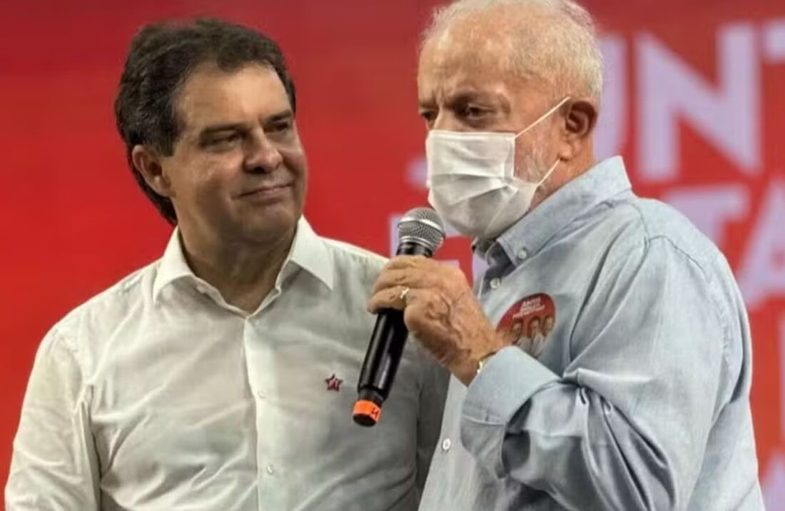 O candidato do PT em Fortaleza Evandro Leitão e o presidente Lula 