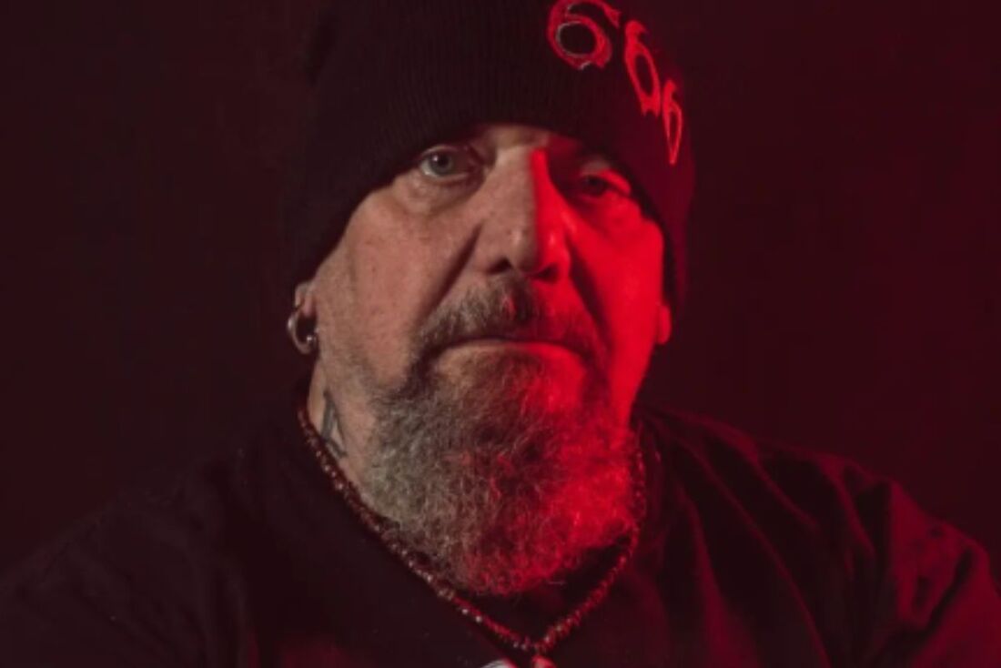 Paul Di'Anno, que morreu aos 66 anos, foi o primeiro frontman da banda Iron Maiden