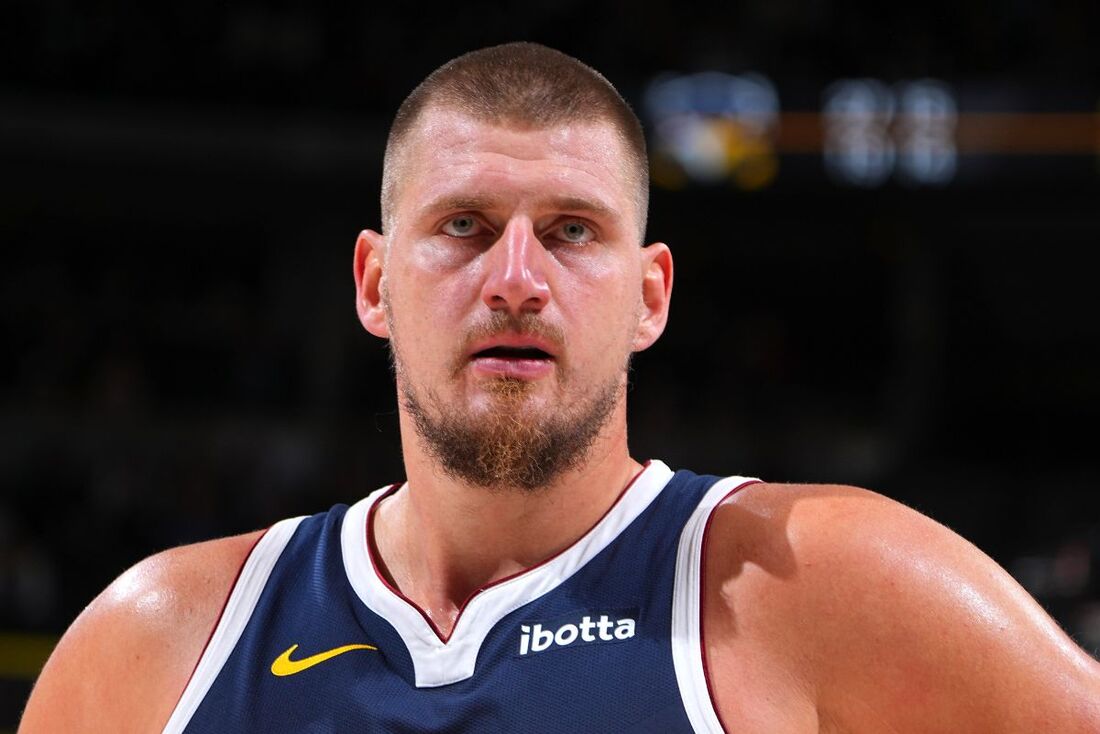 Jokic marca seu segundo triplo-dupla da temporada