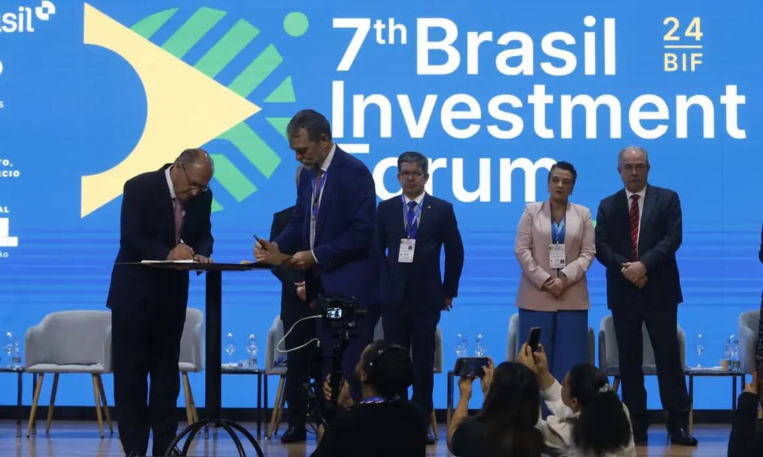 Uma parceria firmada entre o MDIC e o Banco Interamericano de Desenvolvimento (BID) pretende simplificar e desburocratizar o processo regulatório para investimentos no Brasil