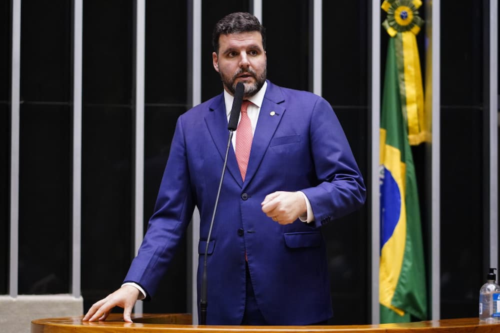 O presidente da FPA, Pedro Lupion (PP-PR), fez uma série de críticas nesta terça-feira, 8, à atuação do governo Lula no combate a incêndios criminosos no País