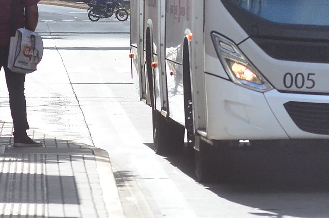 Atropelamento aconteceu na rua São Miguel, no Recife