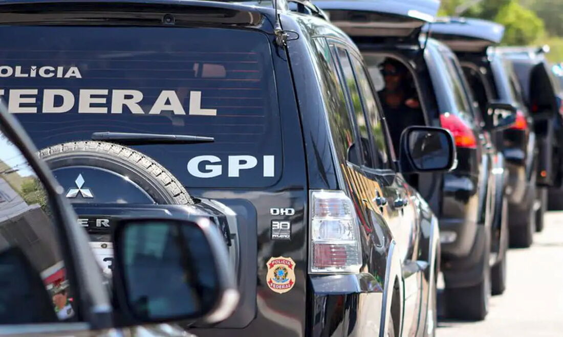 A Polícia Federal prendeu nesta sexta-feira (18) um fiscal da Agência Nacional de Transportes Terrestres (ANTT)