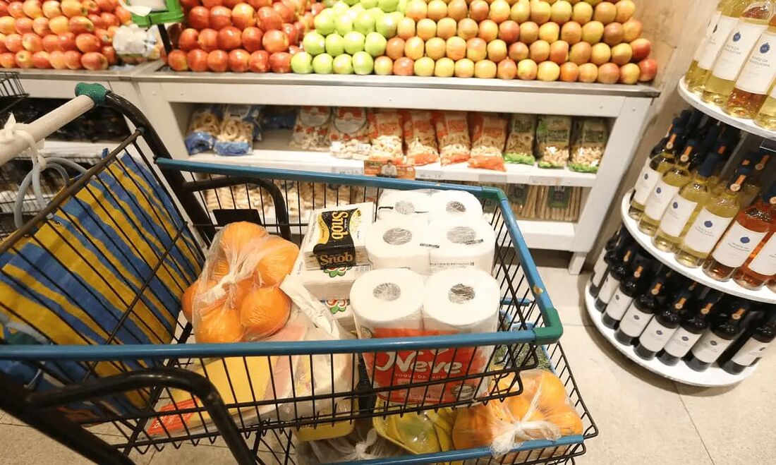  O consumo dos brasileiros nos supermercados acumula alta de 2,52% nos nove primeiros meses de 2024 