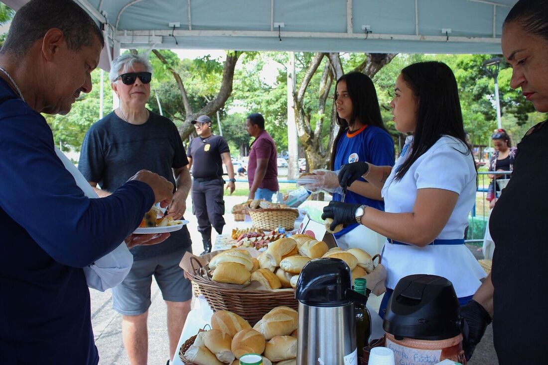 Dia mundial do Pão é celebrado no Parque da Jaqueira