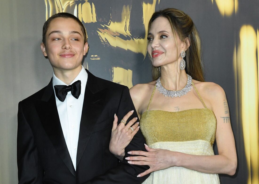 Knox Jolie-Pitt e Angelina Jolie