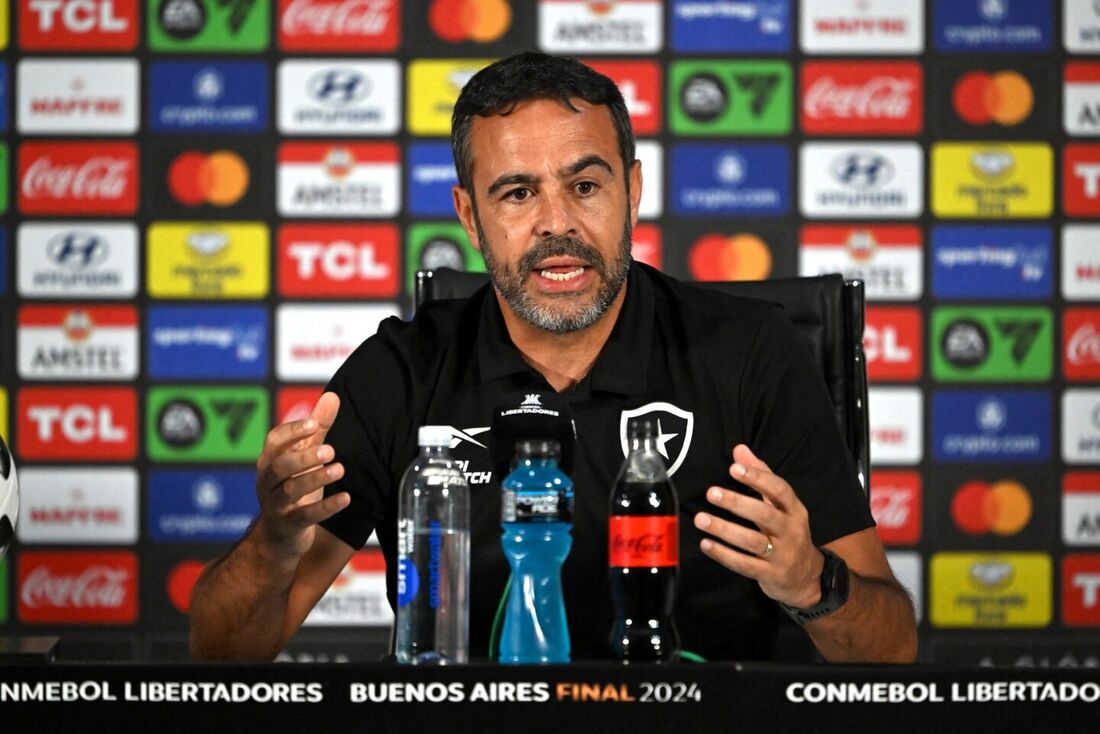 Artur Jorge, técnico do Botafogo