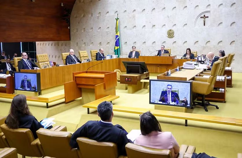 Plenário do STF durante sessão de julgamento