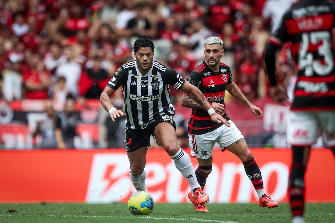 Hulk (Atlético) e Arrascaeta (Flamengo) na final da Copa do Brasil