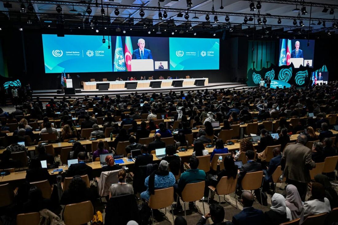 O presidente da COP29, Mukhtar Babayev, faz um discurso durante a abertura da Conferência das Nações Unidas sobre Mudanças Climáticas de 2024 (COP29) em Baku