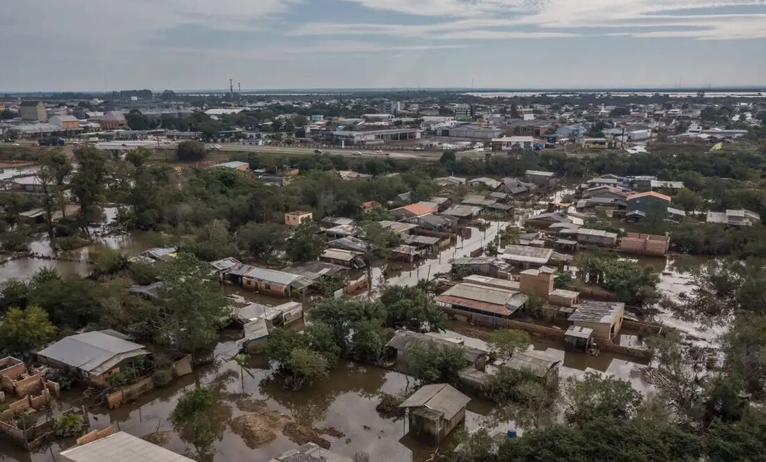 Ações precoces e antecipatórias e políticas com informações de riscos visam combater catástrofes como as enchentes no Rio Grande do Sul