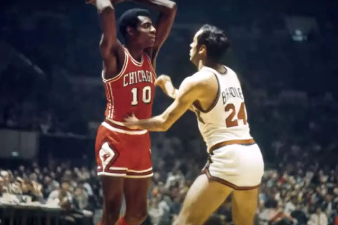 Bob Love atuando pelo Chicago Bulls