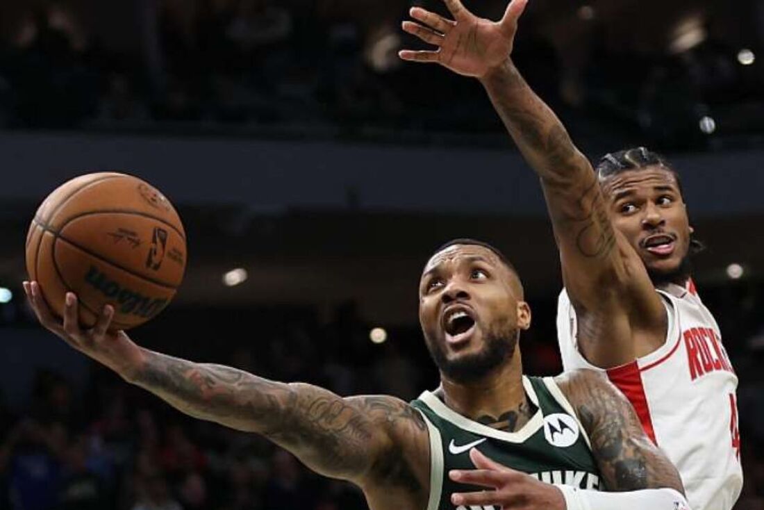 Lillard dá vitória aos 'Bucks' restando poucos segundos para o fim da partida