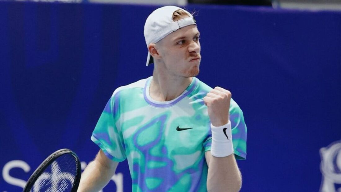 Shapovalov supera Medjedovic e é campeão após 5 anos