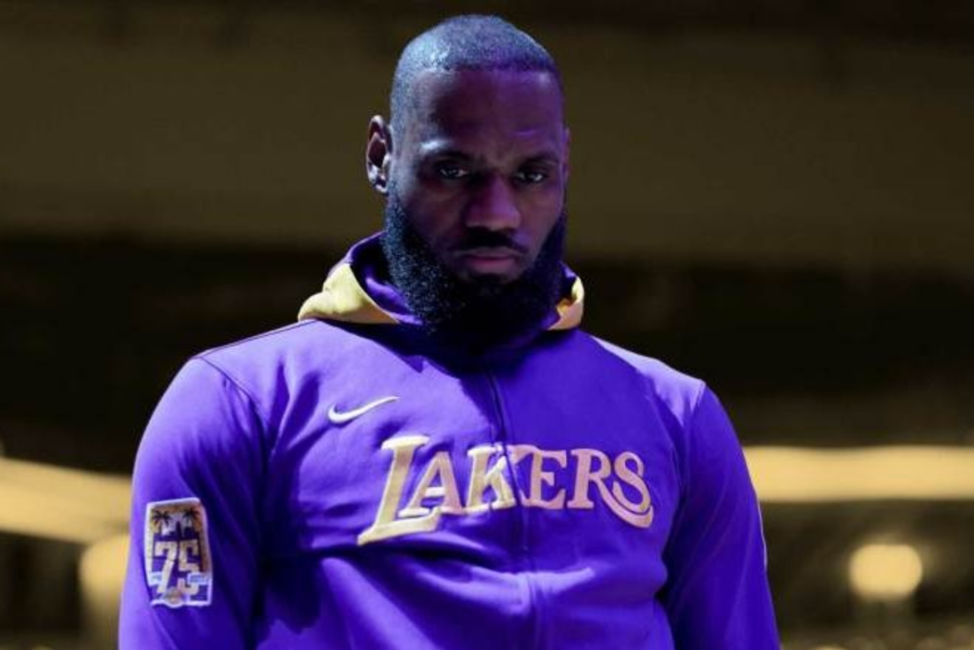 LeBron dá pausa nas redes sociais