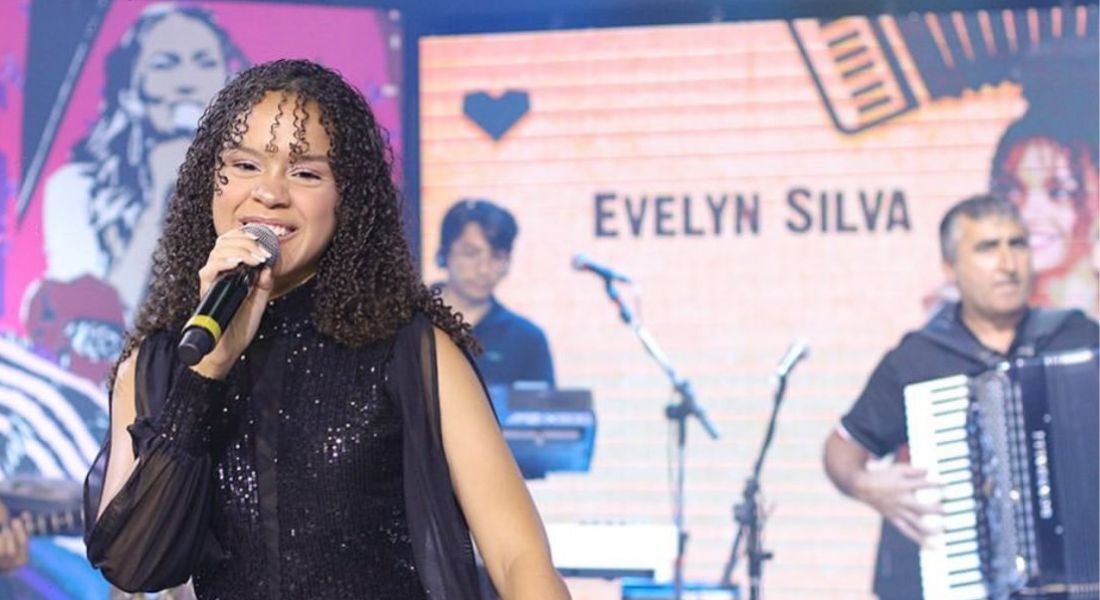 Evelyn Silva é a mais nova voz da banda Mastruz com Leite