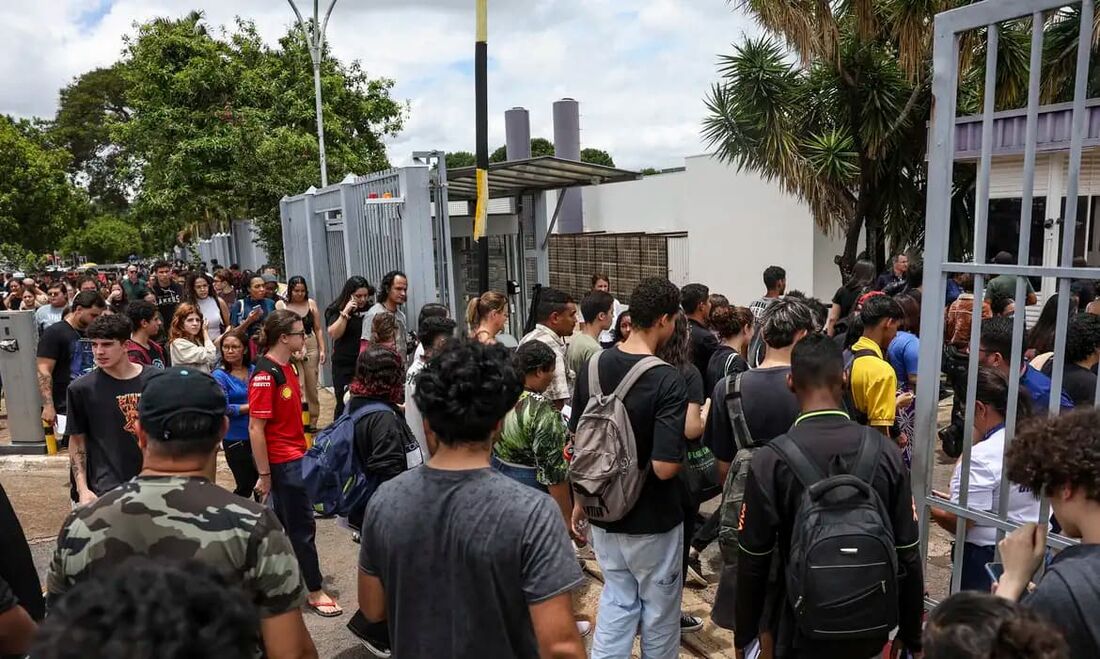 O Conselho Nacional de Educação (CNE) aprovou por unanimidade, nesta quinta-feira (7), a resolução que atualiza as Diretrizes Curriculares Nacionais do Novo Ensino Médio