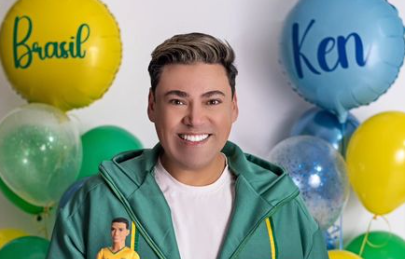 Segundo ele, todos os bonecos estão guardados na casa onde mora, em Novo Hamburgo, interior do Rio Grande do Sul