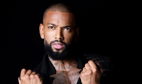 O cantor e lutador Nego do Borel