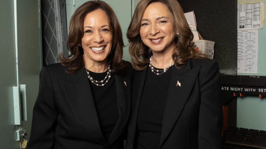 Kamala Harris participa do SNL