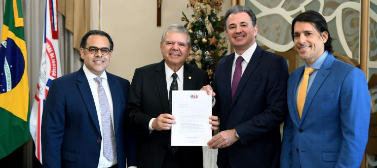 OAB-PE entrega lista sêxtupla do Quinto Constitucional ao TJPE