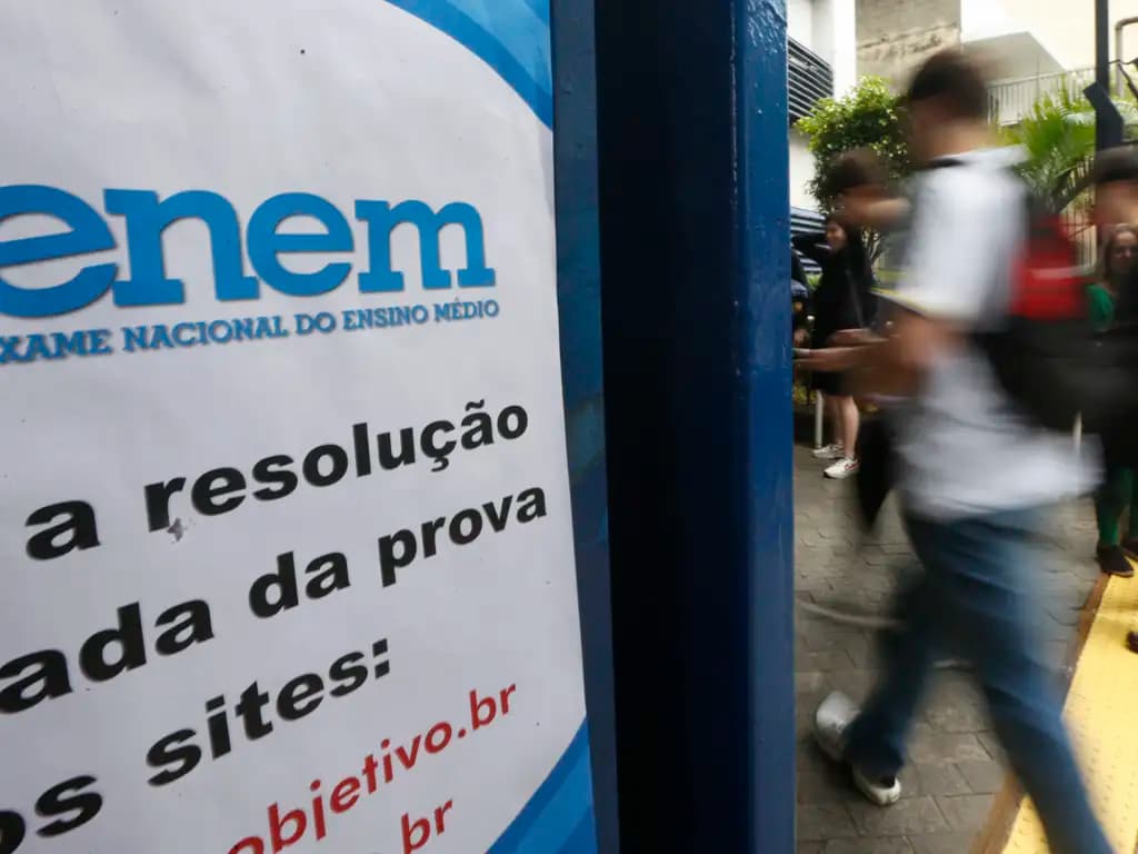 Estudantes tiveram que resolver 90 questões de múltiplas escolhas no segundo dia do Enem