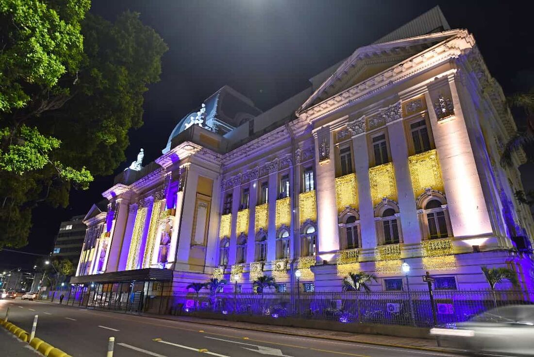 Decoração de Natal do Palácio da Justiça de Pernambuco 