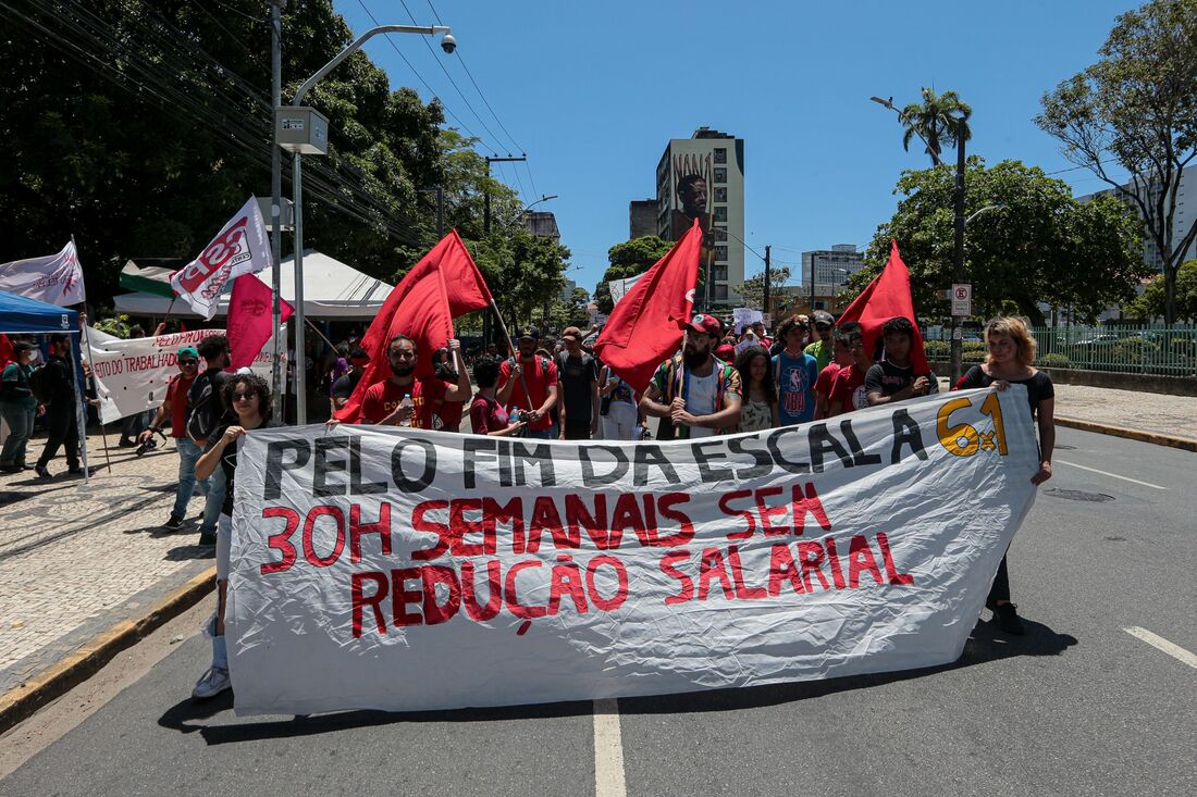 Manifestação faz parte de mobilização nacional pelo fim da escala 6x1