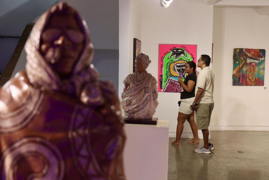 Fliporto recebe exposições de artes plásticas no Mercado Eufrásio Barbosa até o próximo domingo (17)