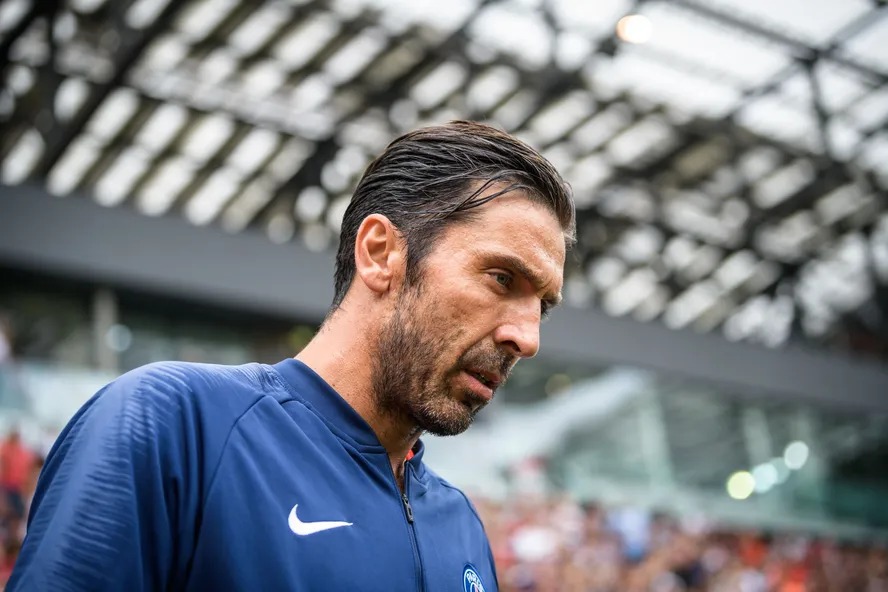 Buffon deve anunciar aposentadoria nos próximos dias