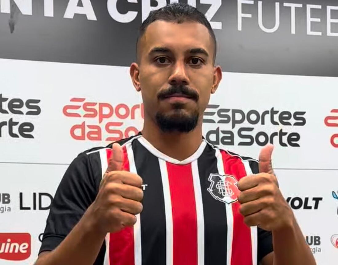 Gabriel Rodrigues, lateral-esquerdo do Santa Cruz