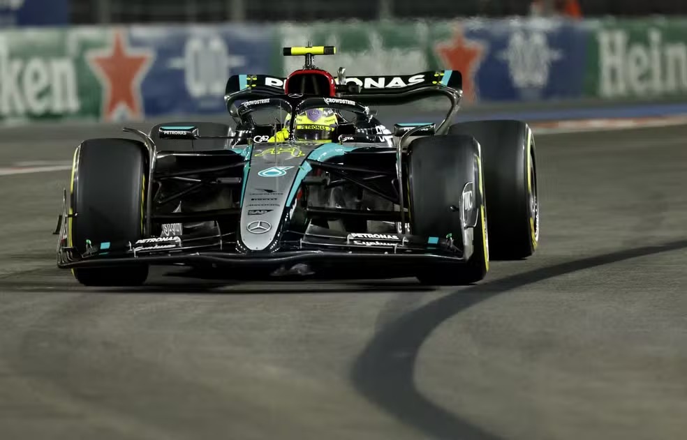 Mercedes lidera primeiro treino do GP de Las Vegas