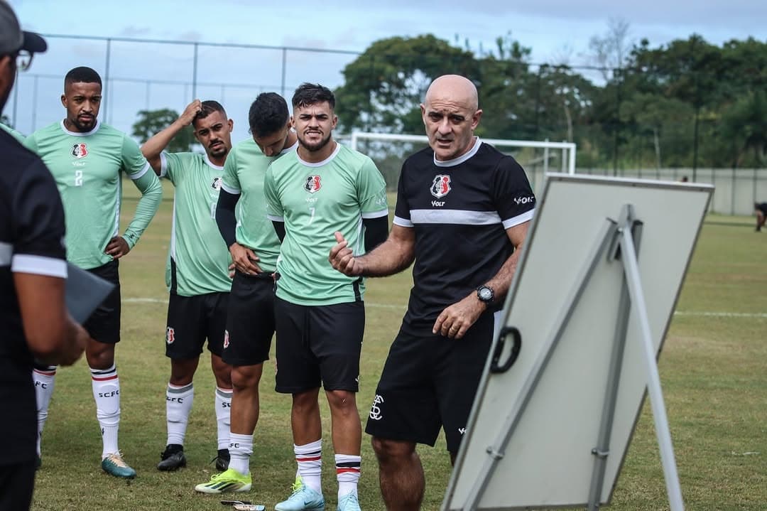 Santa Cruz fará jogo-treino com equipe sub-20