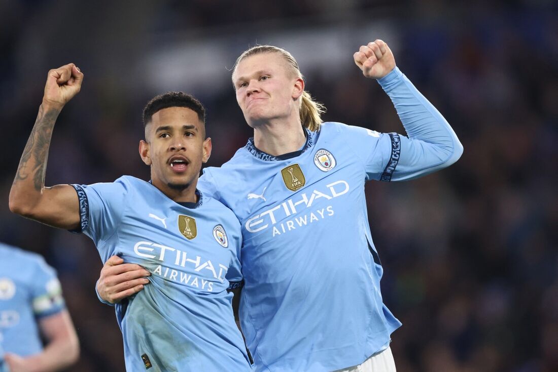 Savinho e Haaland marcaram os gols do Manchester City 