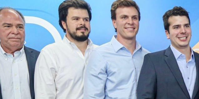 Da esquerda para a direita, Fernando Bezerra Coelho, Fernando Filho, Miguel Coelho e Antônio Coelho