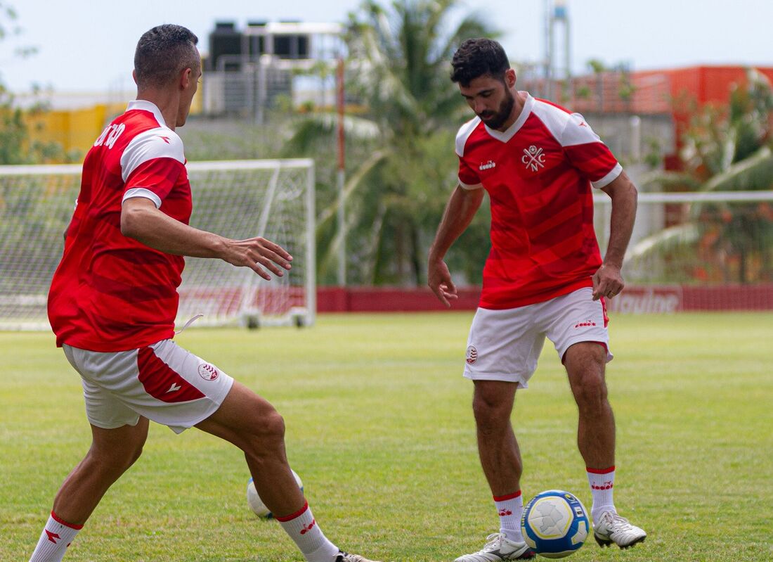 Rayan, em treinamento no CT Wilson Campos