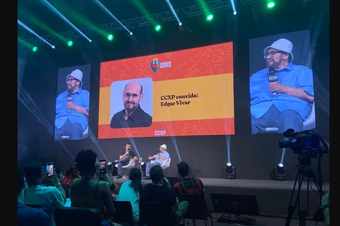 Edgar Vilar, o Seu Barriga, de "Chaves", em painel no Palco Ultra, na CCXP, fala emocionado sobre carinho dos fãs brasileiros e relação com o personagem 