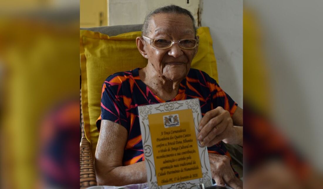 Dona Albanita Lima é a homenageada da 1ª Feira Mulheres que Tecem Pernambuco