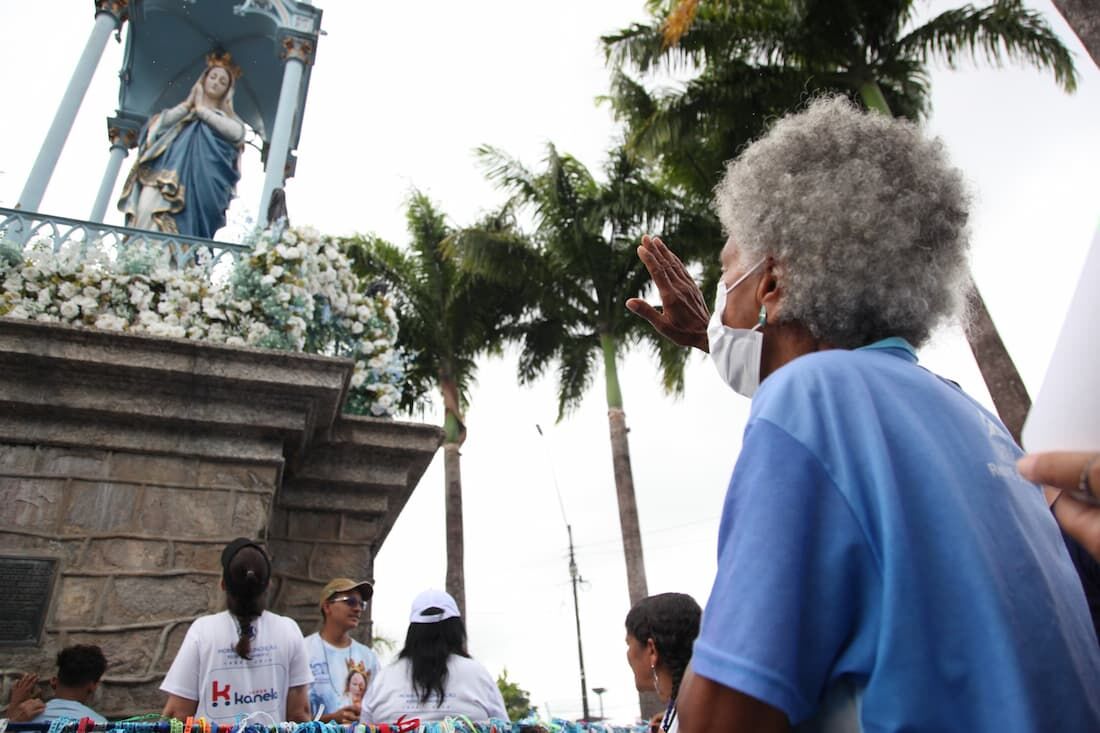 Na Festa do Morro, milhares de devotos comparecem neste sábado (7) para ver Nossa Senhora da Conceição