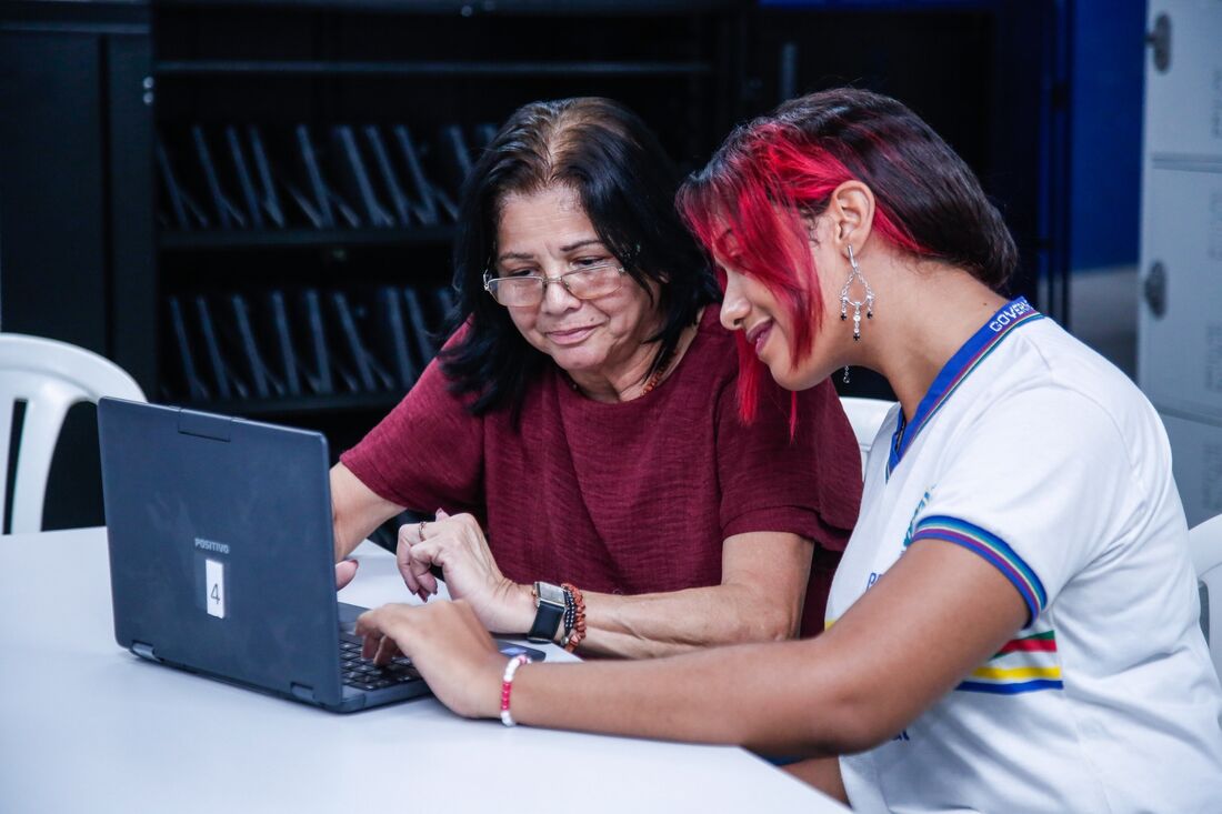 Profissionais da educação receberão notebooks