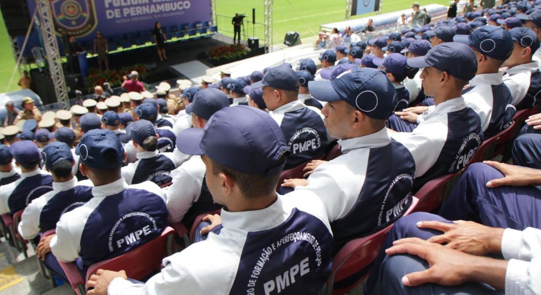 Aula inaugural para 2,4 mil alunos militares de Pernambuco